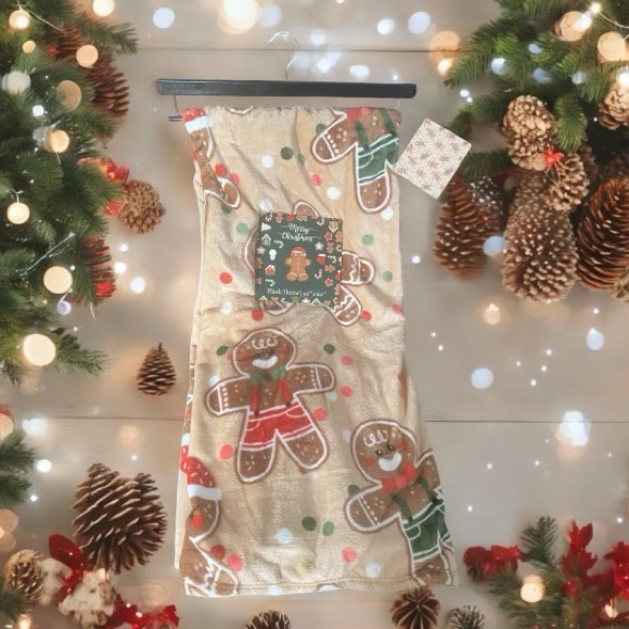 GINGERBREAD Boy Plush Throw Blanket - Picture 1 of 9